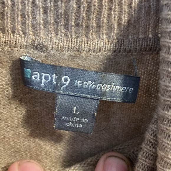 Apt. 9 - L coffee cashmere long sleeve sweater - Picture 5 of 8
